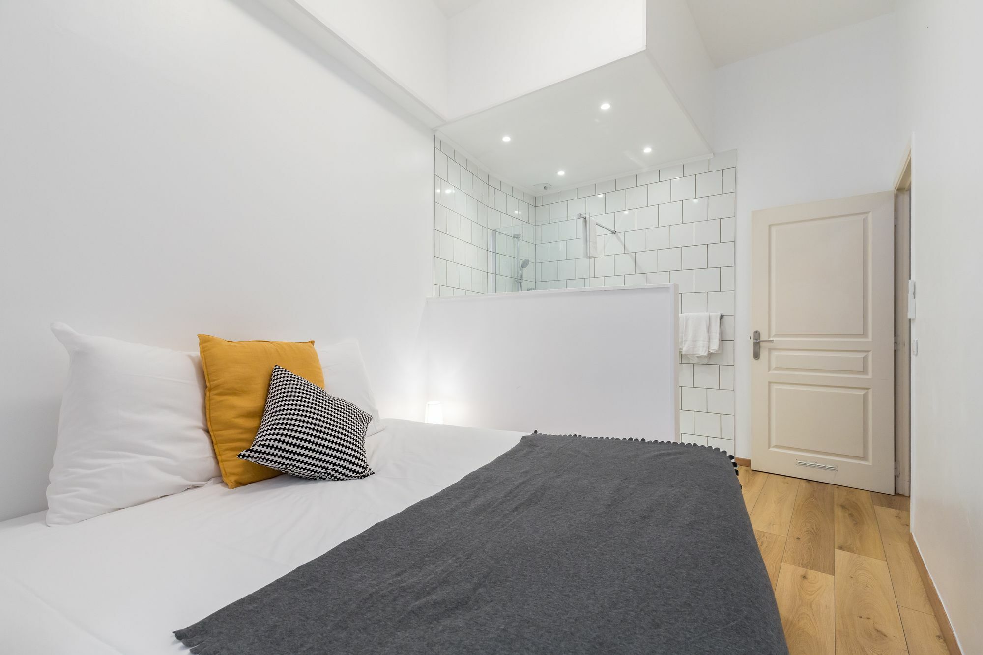 Florella Marceau Apartment Канни Екстер'єр фото