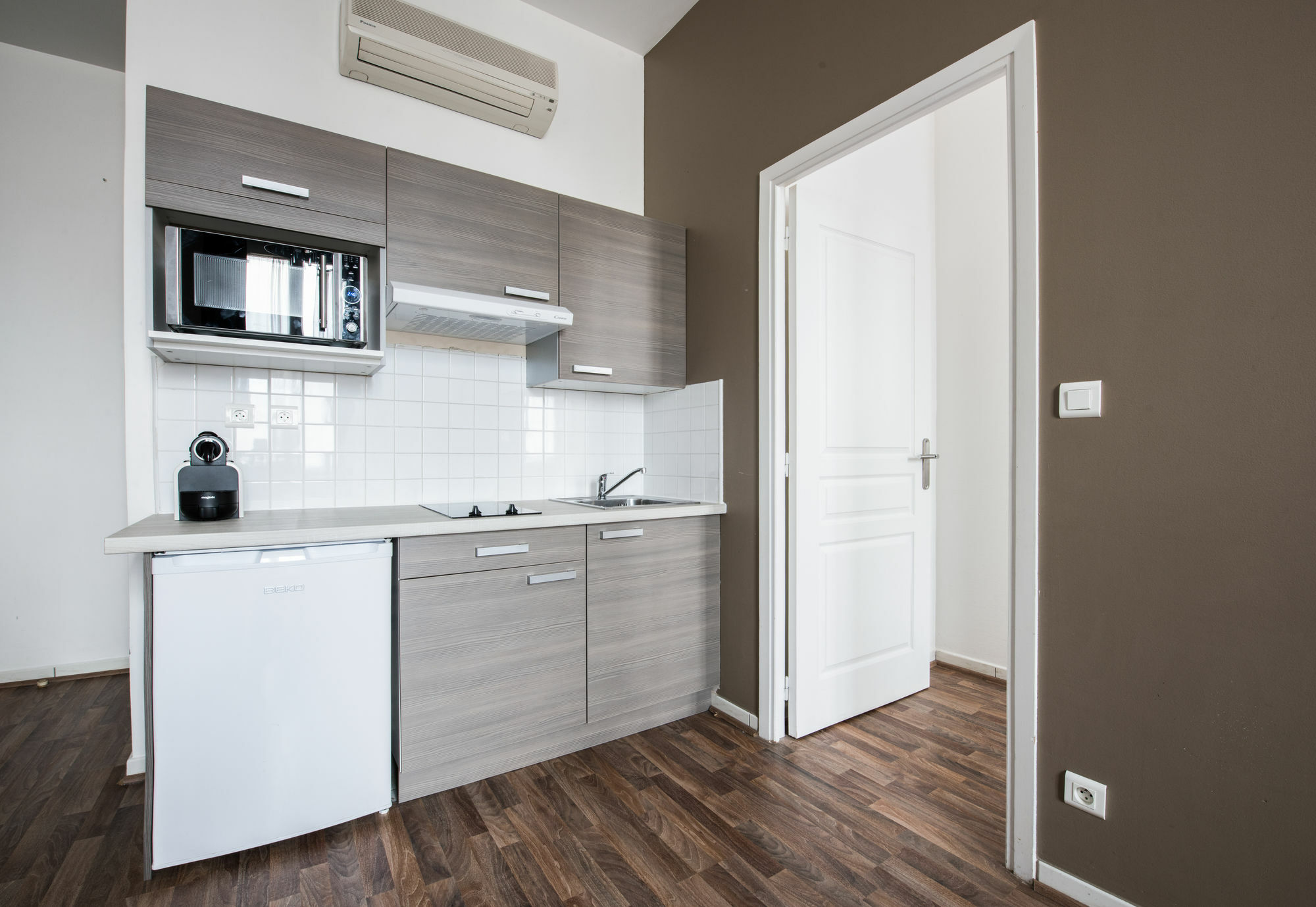 Florella Marceau Apartment Канни Екстер'єр фото