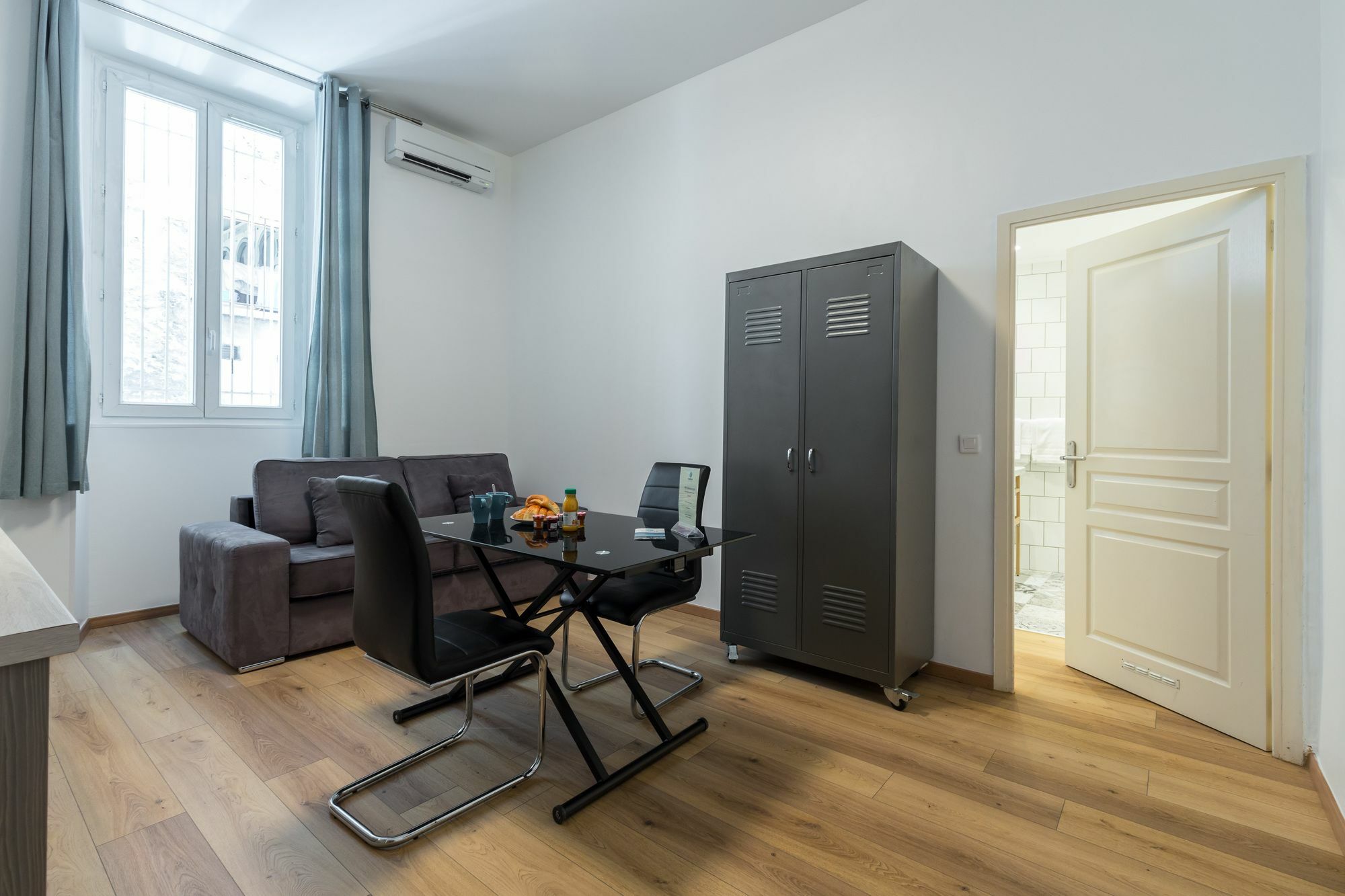 Florella Marceau Apartment Канни Екстер'єр фото